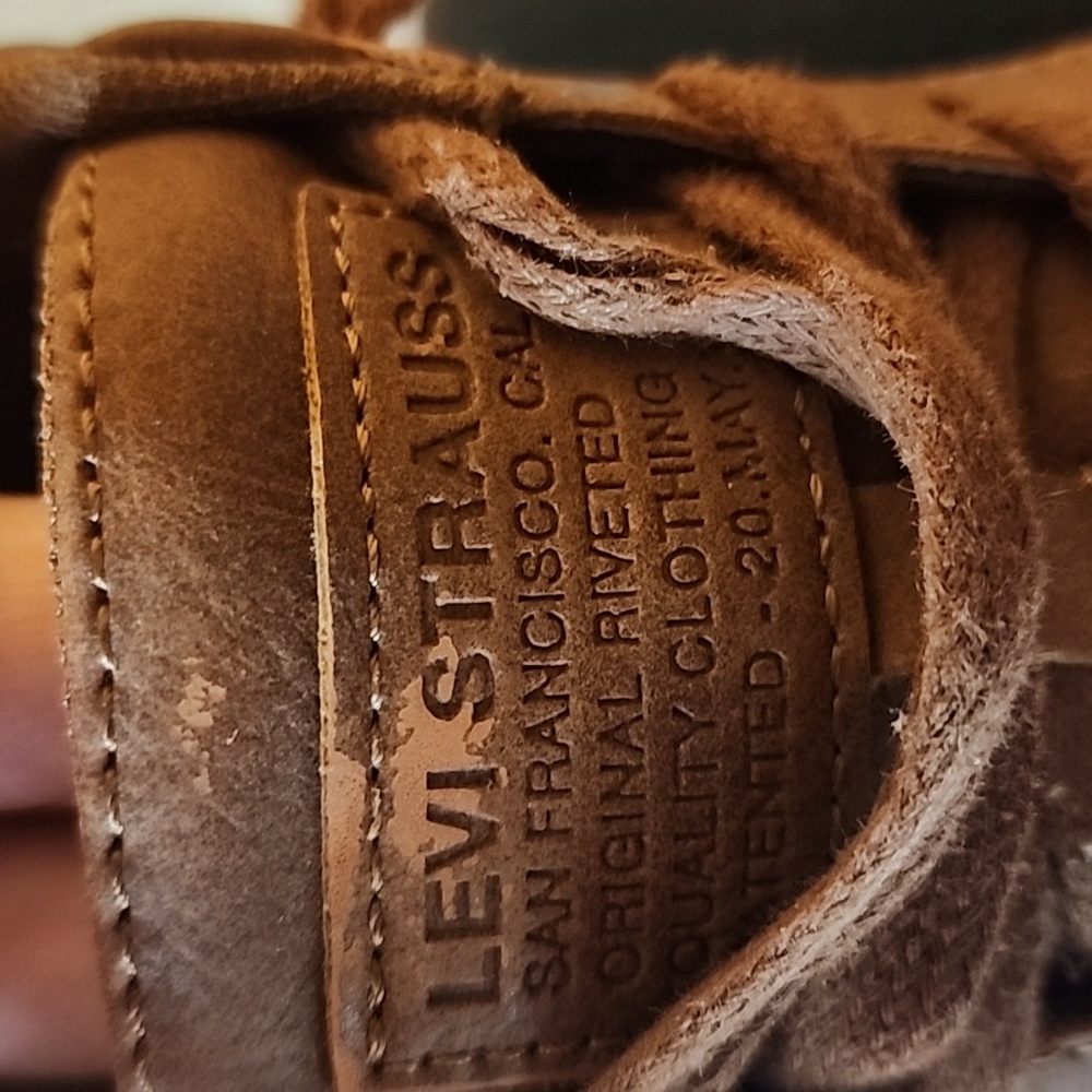 Men's Levi's Casual Sneakers/Boots - Picture 9 of 14